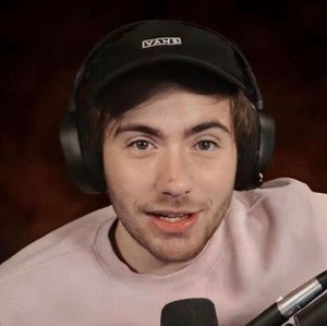 Meet your Posher, Harmony